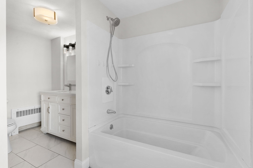 64 Stetson Avenue Swampscott, MA 01907 - Photo 10 of 41