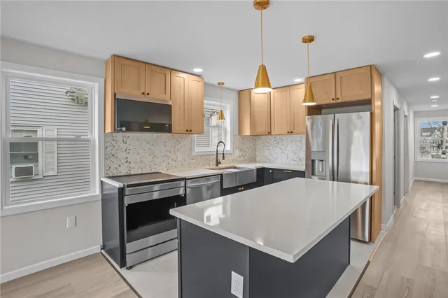 $799,900 | 53 Comstock Avenue, Providence, RI 02907