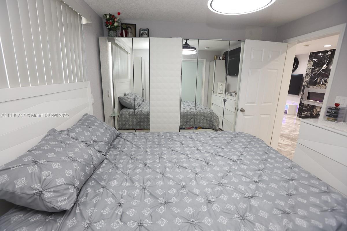 5741 Southwest 4th Street Miami, FL 33144 - Photo 18 of 55 Gallery Image 18
