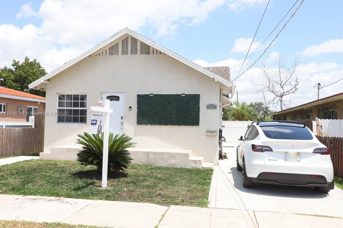 5741 Southwest 4th Street Miami, FL 33144 - Photo 3 of 55 Gallery Image 3