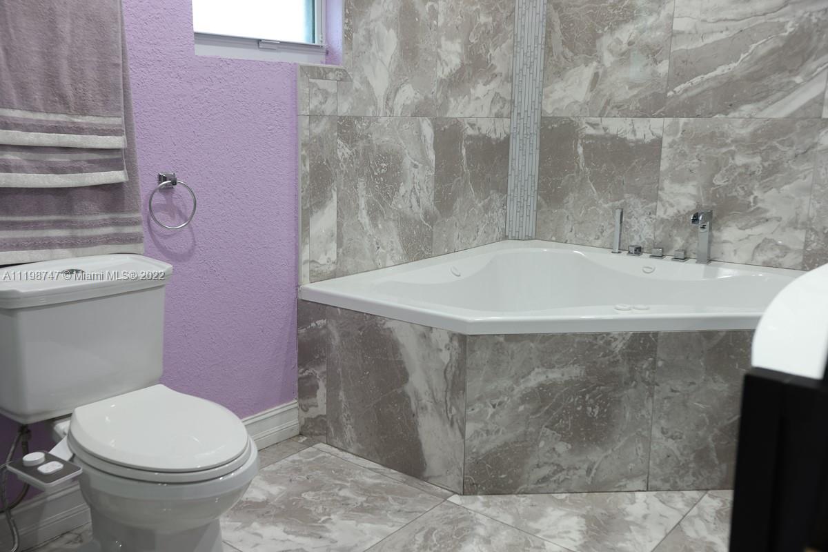5741 Southwest 4th Street Miami, FL 33144 - Photo 32 of 55 Gallery Image 32