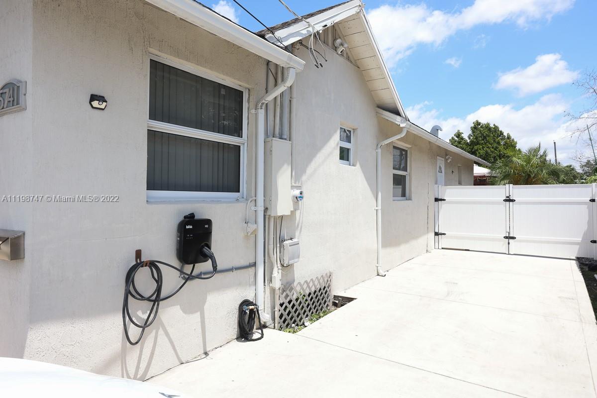 5741 Southwest 4th Street Miami, FL 33144 - Photo 6 of 55 Gallery Image 6