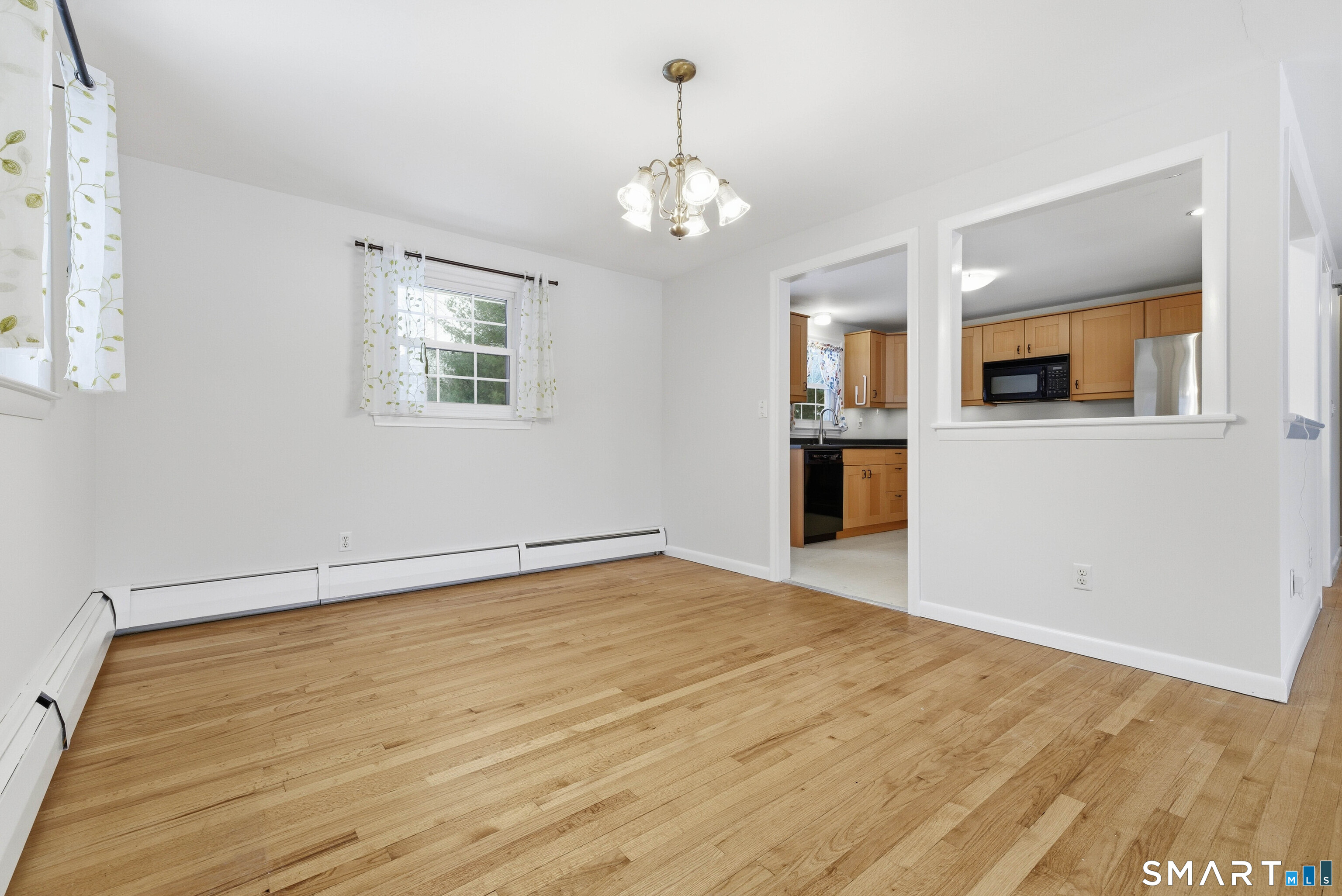 10 College Street Clinton, CT 06413 - Photo 12 of 40