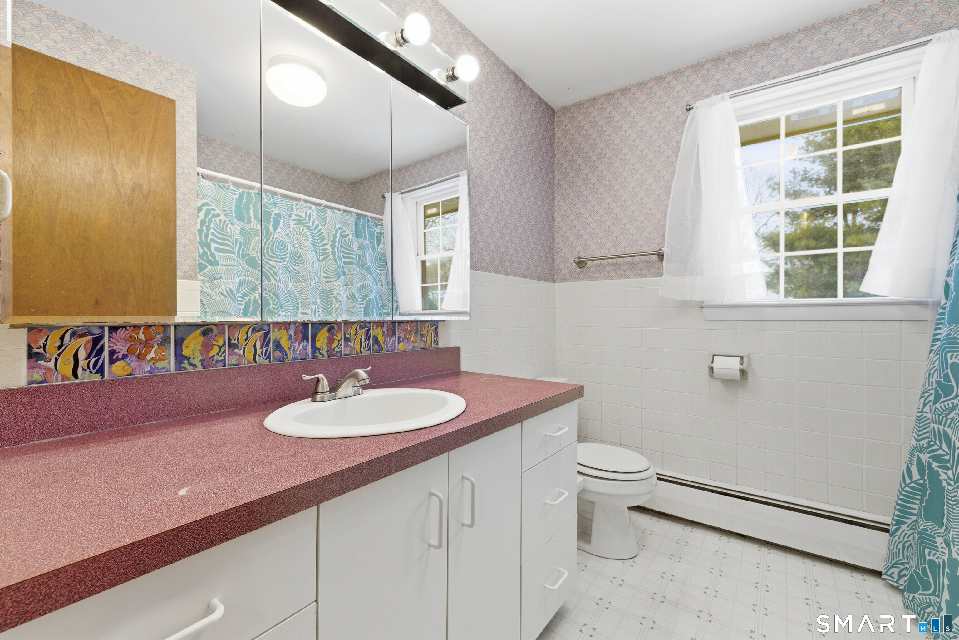 10 College Street Clinton, CT 06413 - Photo 17 of 40