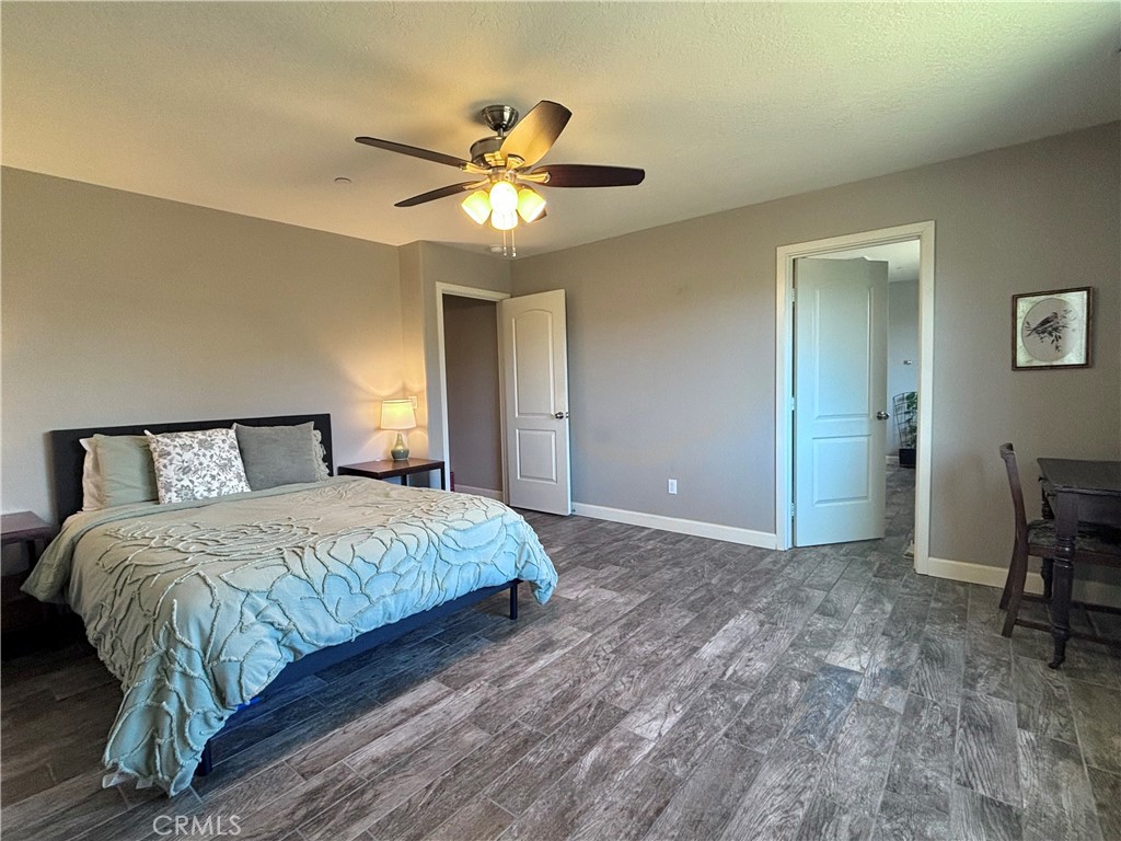 13823 Wawona Road Apple Valley, CA 92307 - Photo 13 of 35