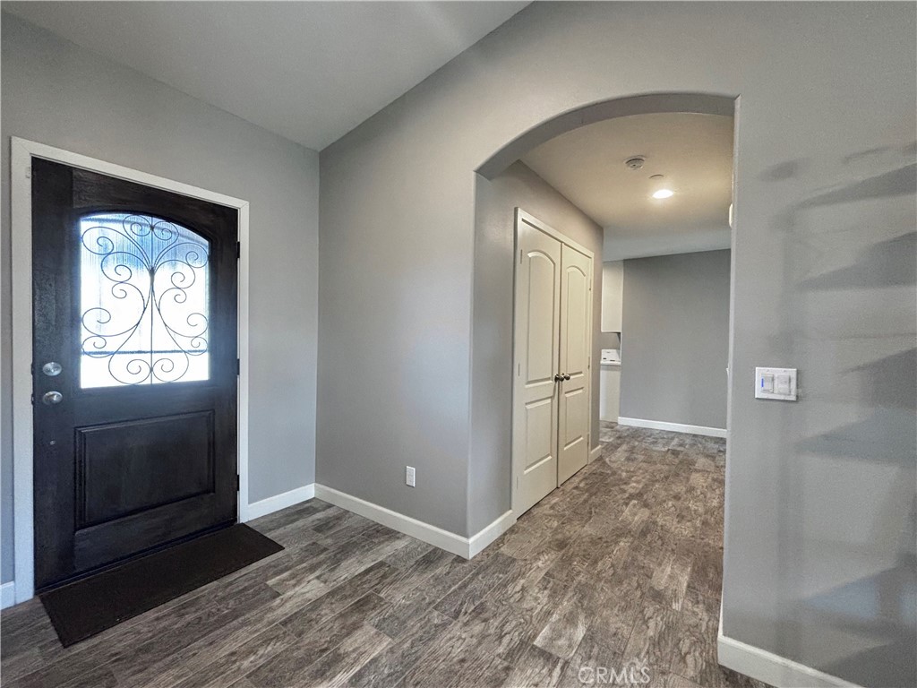 13823 Wawona Road Apple Valley, CA 92307 - Photo 17 of 35