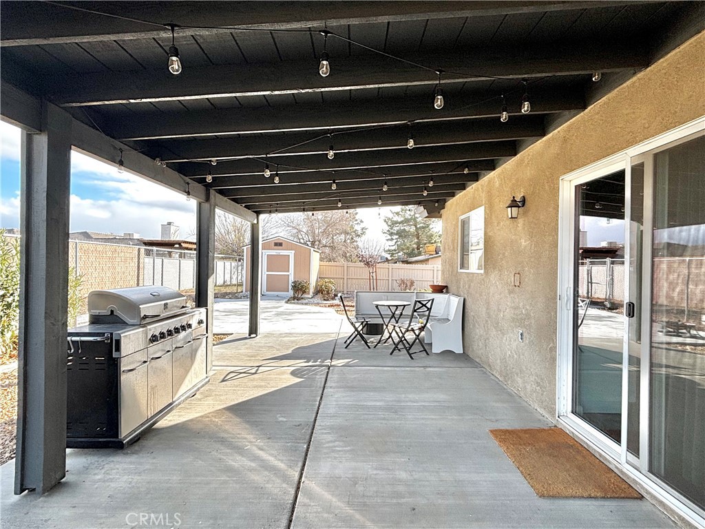 13823 Wawona Road Apple Valley, CA 92307 - Photo 28 of 35