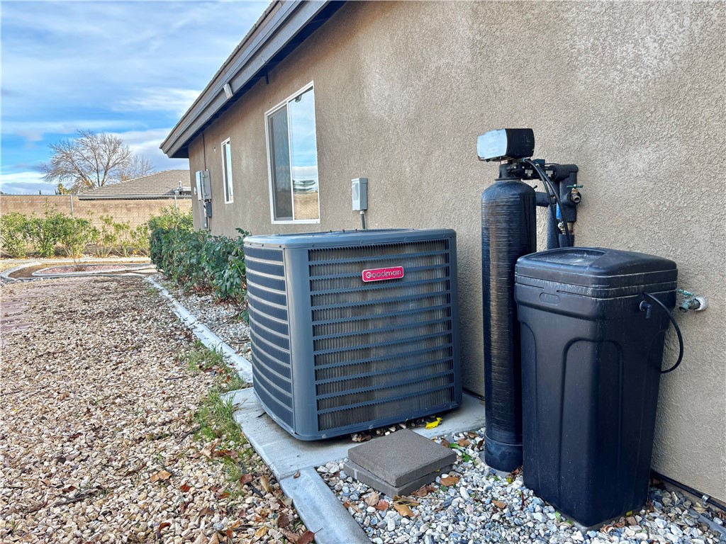 13823 Wawona Road Apple Valley, CA 92307 - Photo 35 of 35