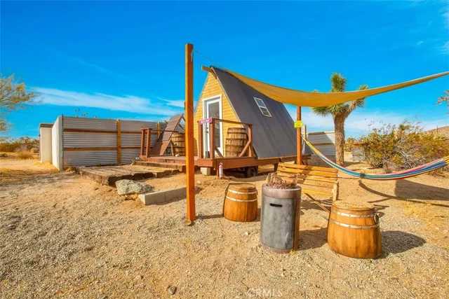 $827,900 | 59427 La Crescenta Drive, Yucca Valley, CA 92284