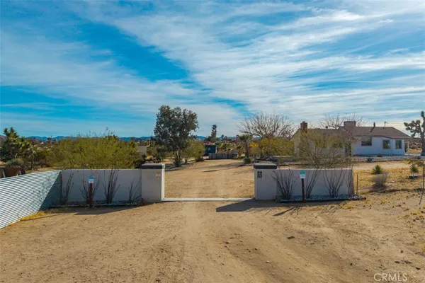 $799,900 | 59427 La Crescenta Drive, Yucca Valley, CA 92284