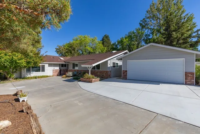a house view with a sitting space