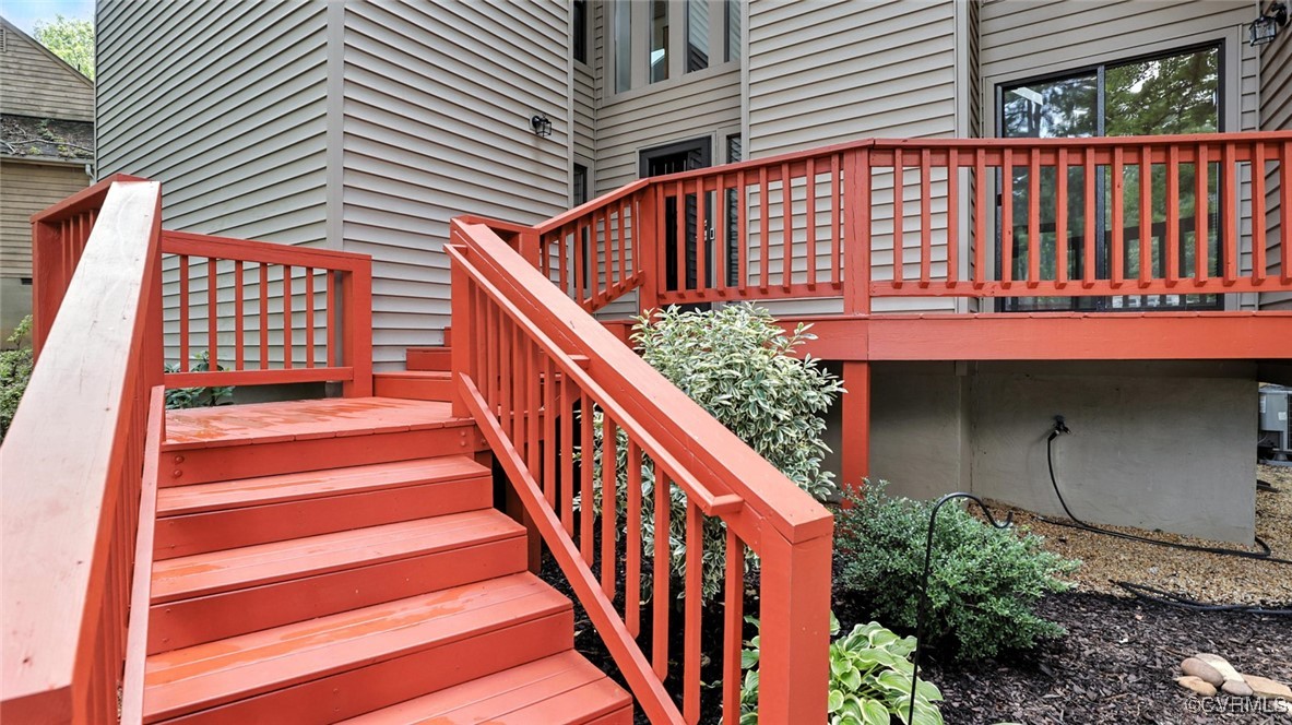 636 Spirea Road North Chesterfield, VA 23236 - Photo 6 of 47 Deck with stairs