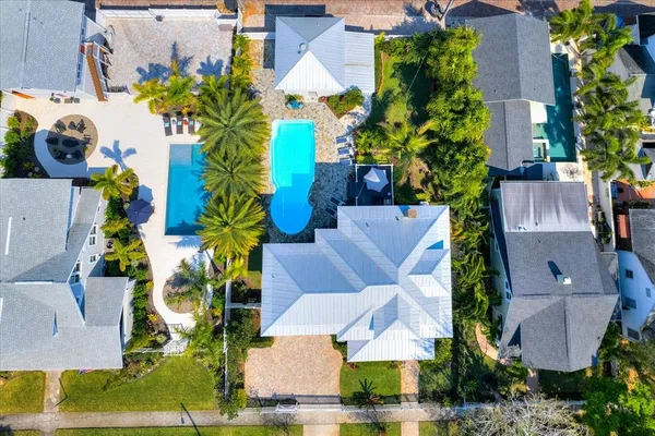 $18,000 | 235 10th Avenue Northeast, St. Petersburg, FL 33701