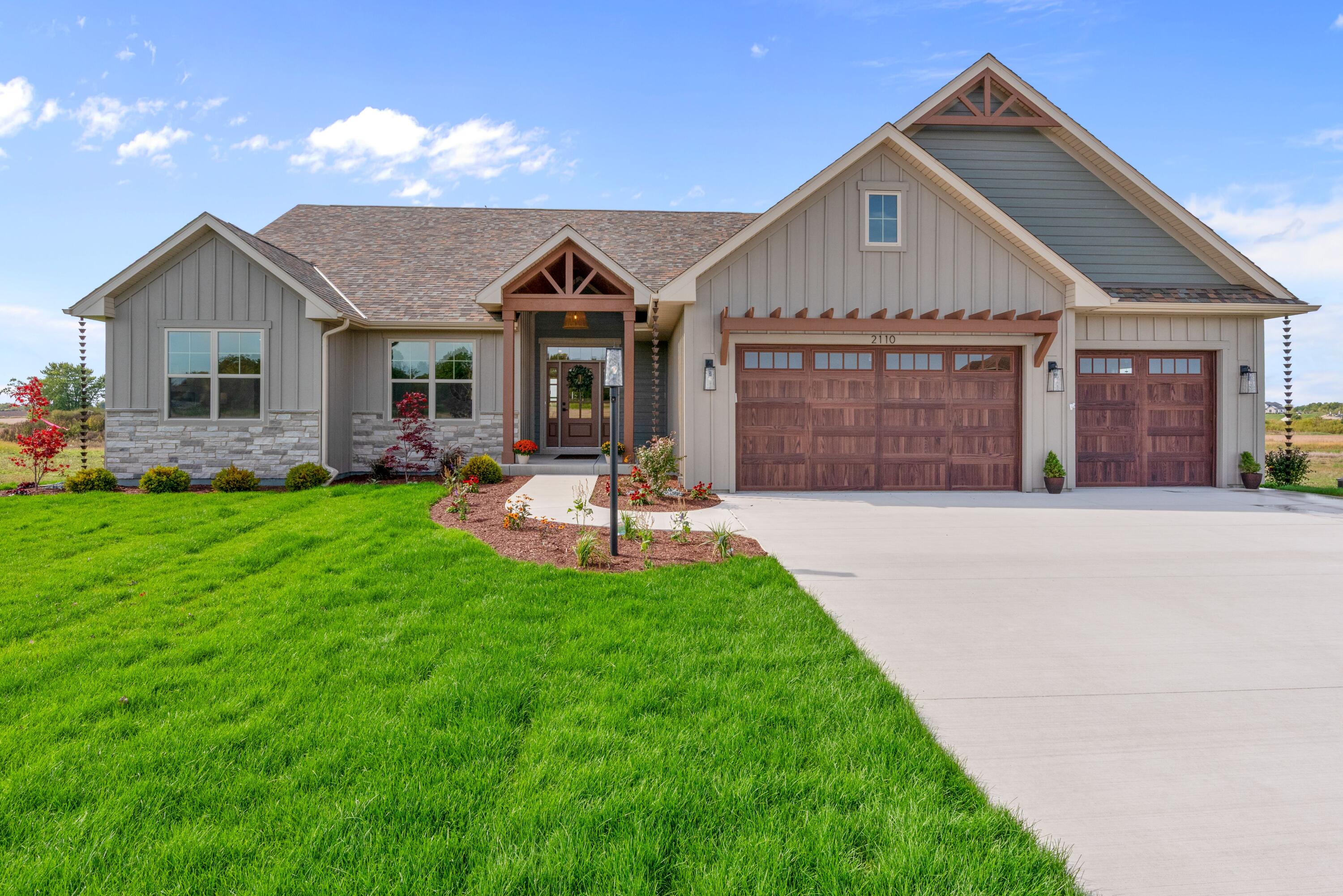 2110 Highland Way-59