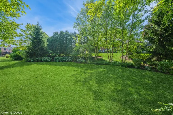 $1,075,000 | 2509 Indian Ridge Drive, Glenview, IL 60026