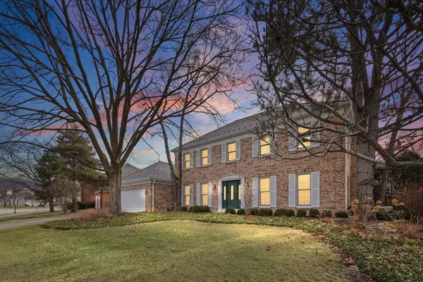$1,075,000 | 2509 Indian Ridge Drive, Glenview, IL 60026
