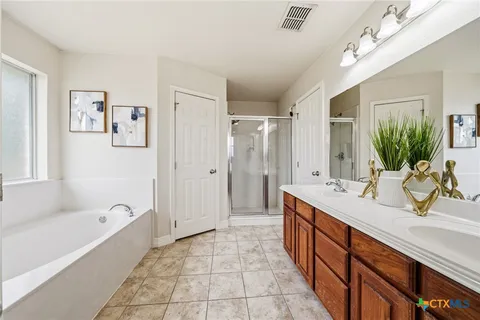 $345,000 | 1626 Homestead Drive, Kempner, TX 76539