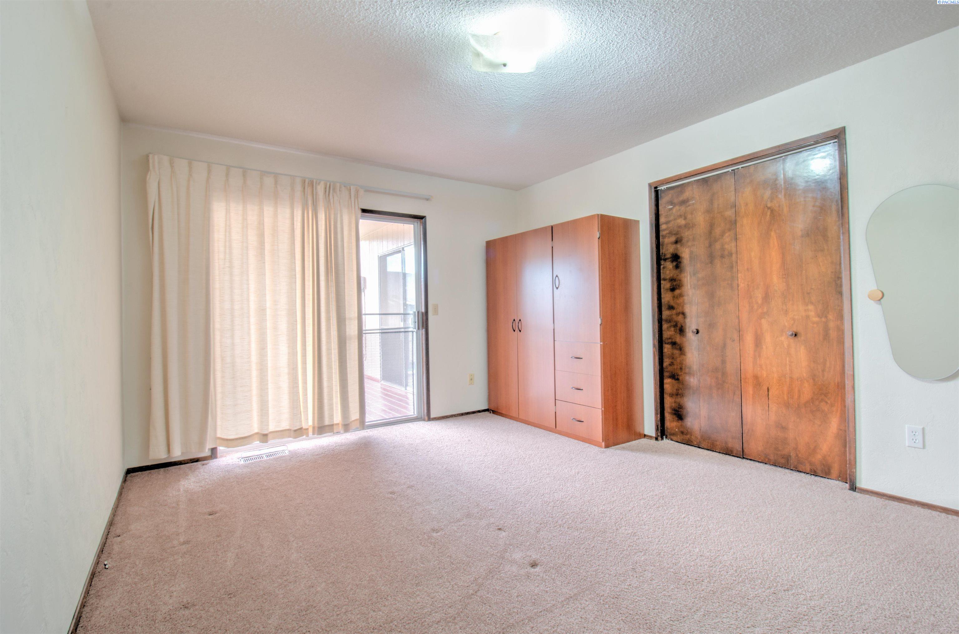 808 North Reed Place Kennewick, WA 99336 - Photo 13 of 27 Gallery Image 13