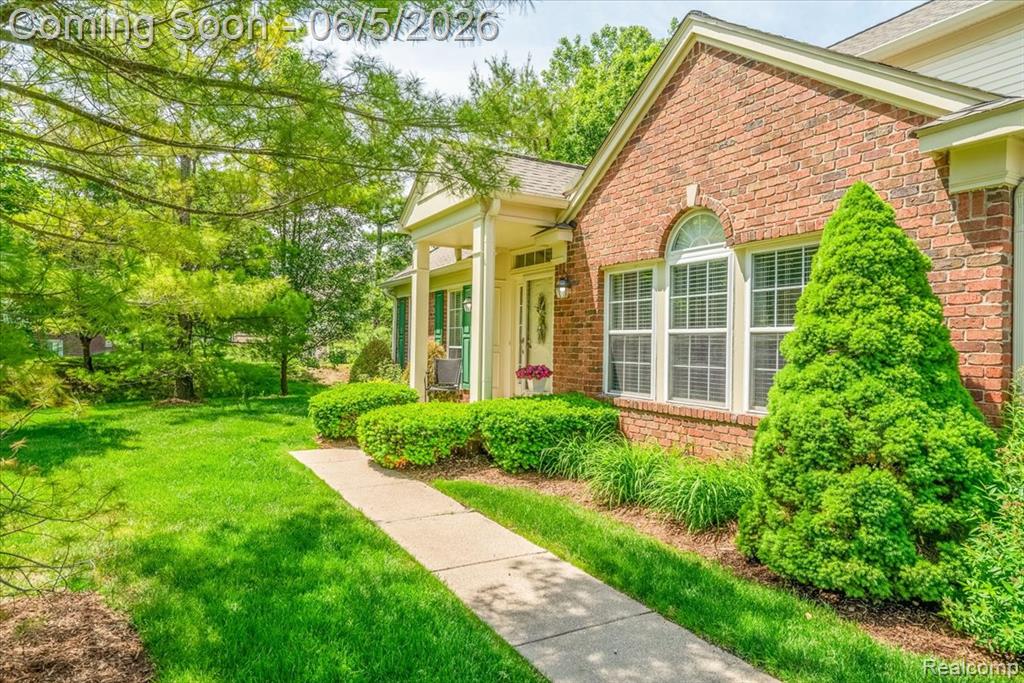 49105 Hawksburry Road Canton, MI 48188 - Photo 39 of 51