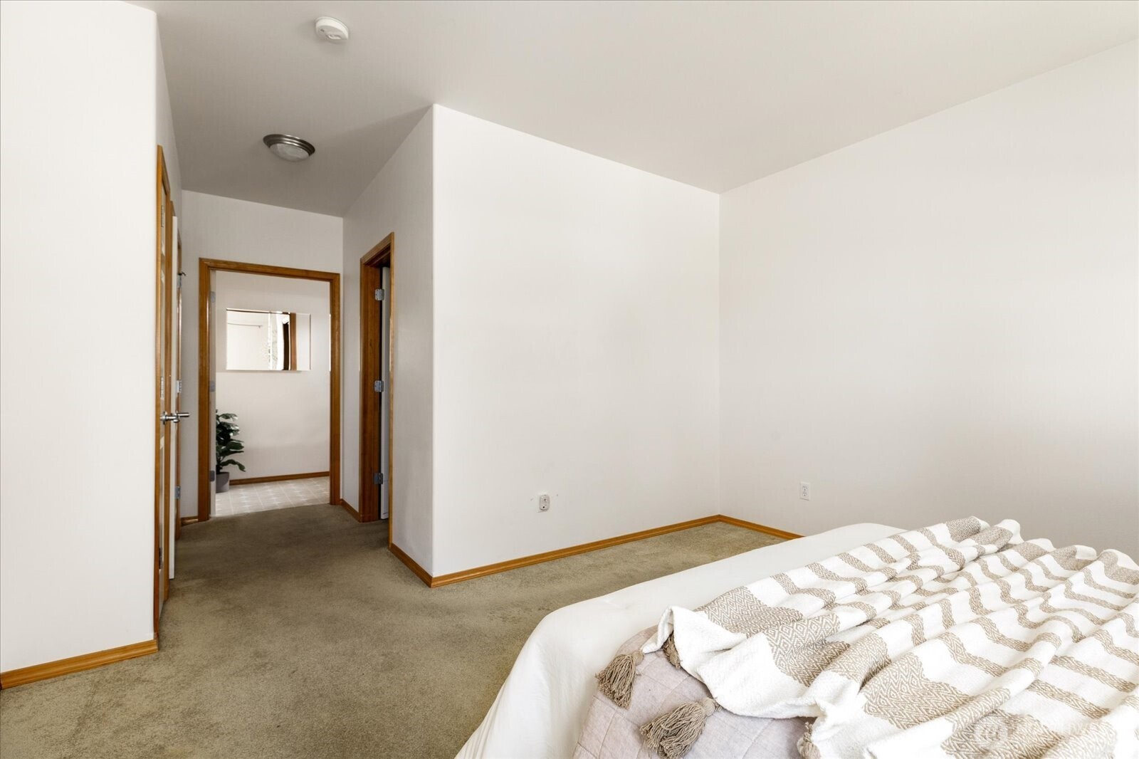 1292 Southwest Xavier Drive Oak Harbor, WA 98277 - Photo 20 of 36