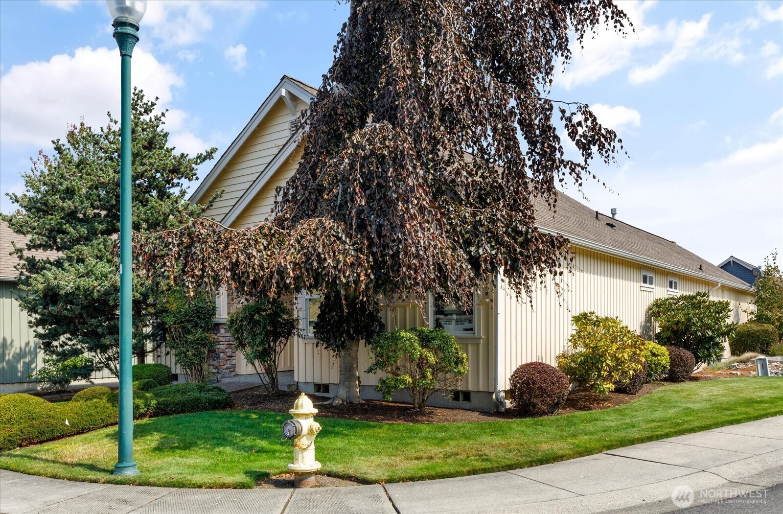 1292 Southwest Xavier Drive Oak Harbor, WA 98277 - Photo 4 of 36