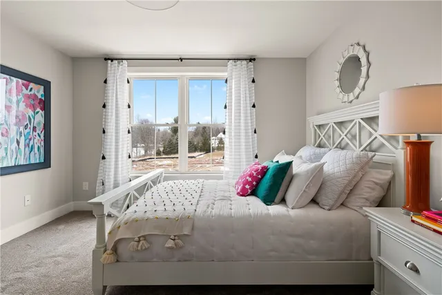 $702,400 | 67 Chase Meadow Trail, Mendon, NY 14472