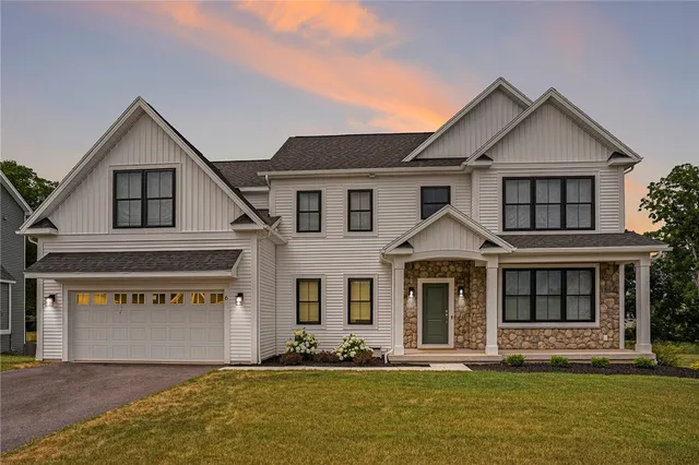 $702,400 | 67 Chase Meadow Trail, Mendon, NY 14472