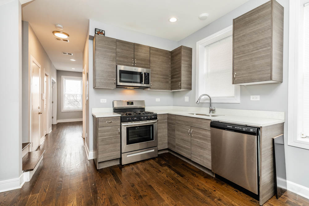 2353 West 18th Place Chicago, IL 60608 - Photo 2 of 21