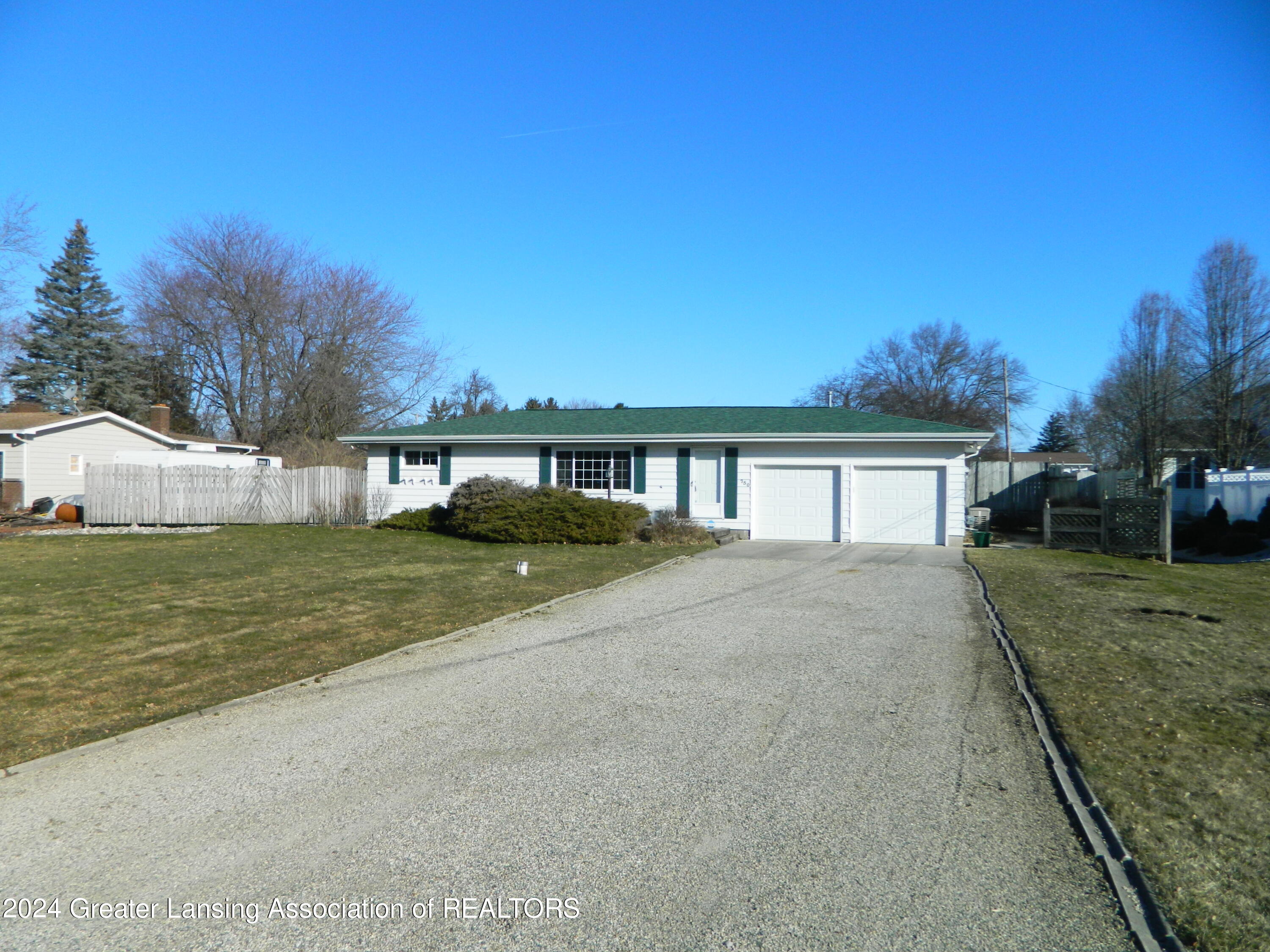 750 Raymond Road Owosso, MI 48867 - Photo 1 of 27 Front Full