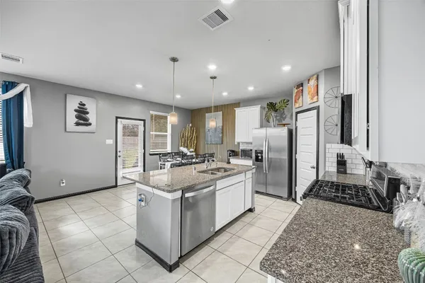 $2,350 | 12312 Swae Lee Street, Houston, TX 77048