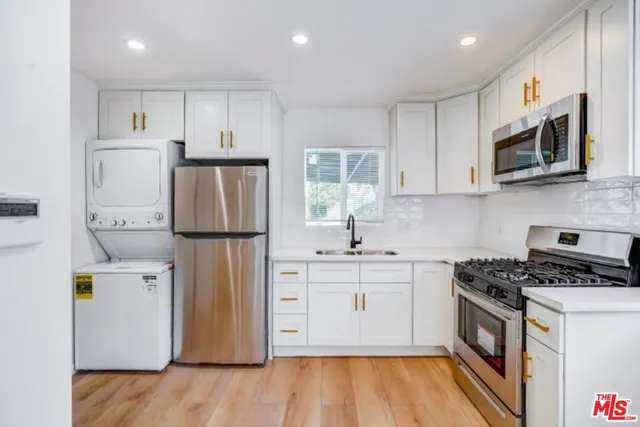 $3,800 | 19924 Welby Way, Winnetka, CA 91306