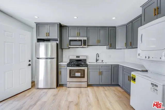 $3,800 | 19924 Welby Way, Winnetka, CA 91306