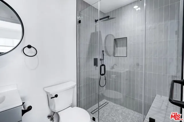 $3,800 | 19924 Welby Way, Winnetka, CA 91306