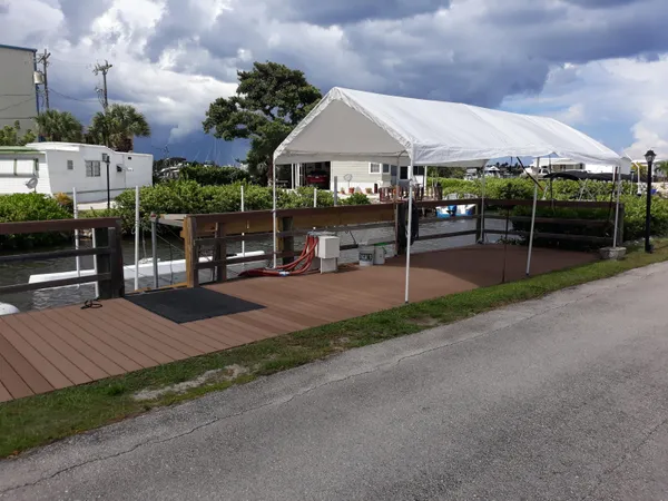 $1,400 | 22 South Loafing Street, Hypoluxo, FL 33462
