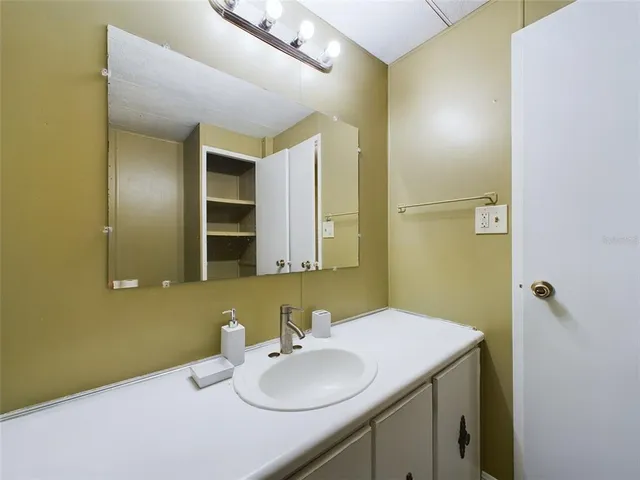 $119,900 | 3502 Delaware Avenue, Sebring, FL 33870