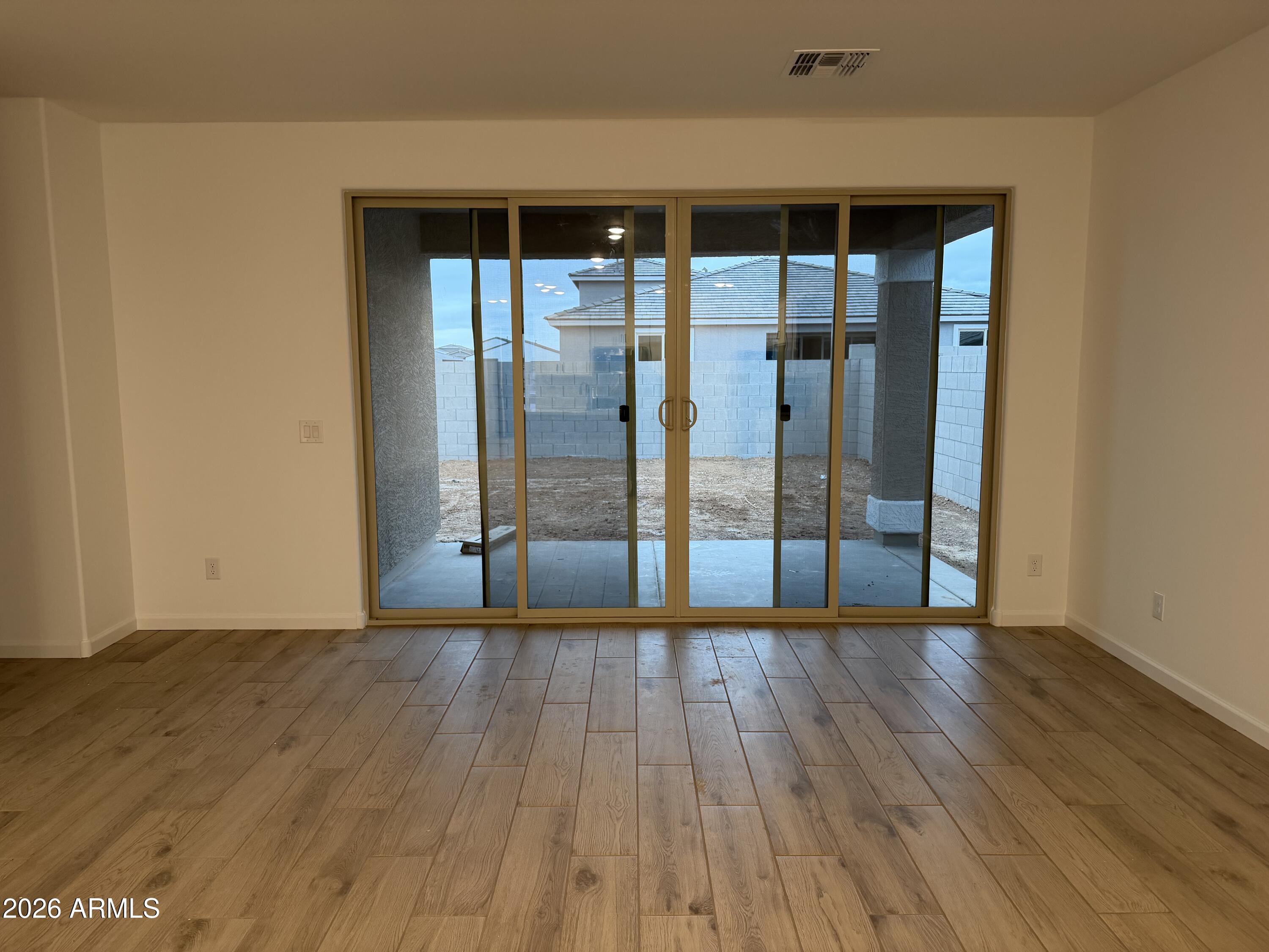 5540 West Piedmont Road Laveen, AZ 85339 - Photo 9 of 31 0008_ Great Room