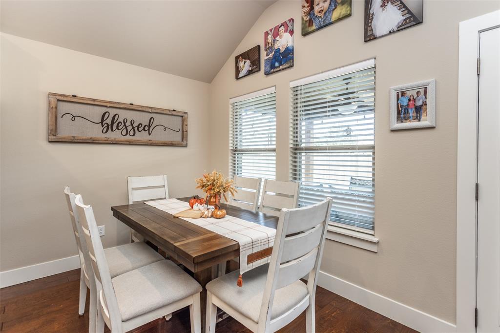 513 Pathfinder Street Collinsville, TX 76233 - Photo 13 of 40