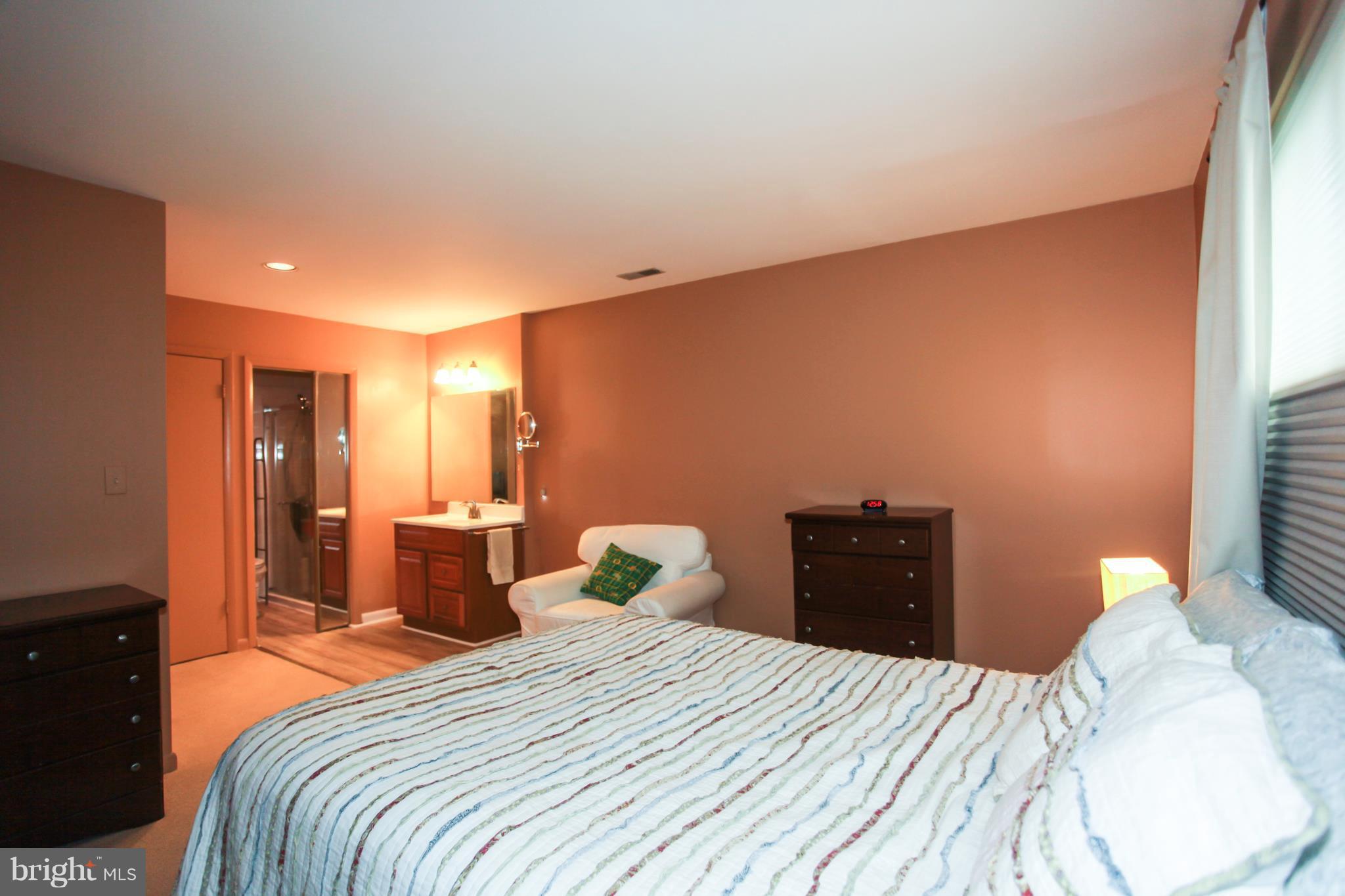 5570 Vantage Point Road, Unit 2 Columbia, MD 21044 - Photo 14 of 16 Bedroom (Master)