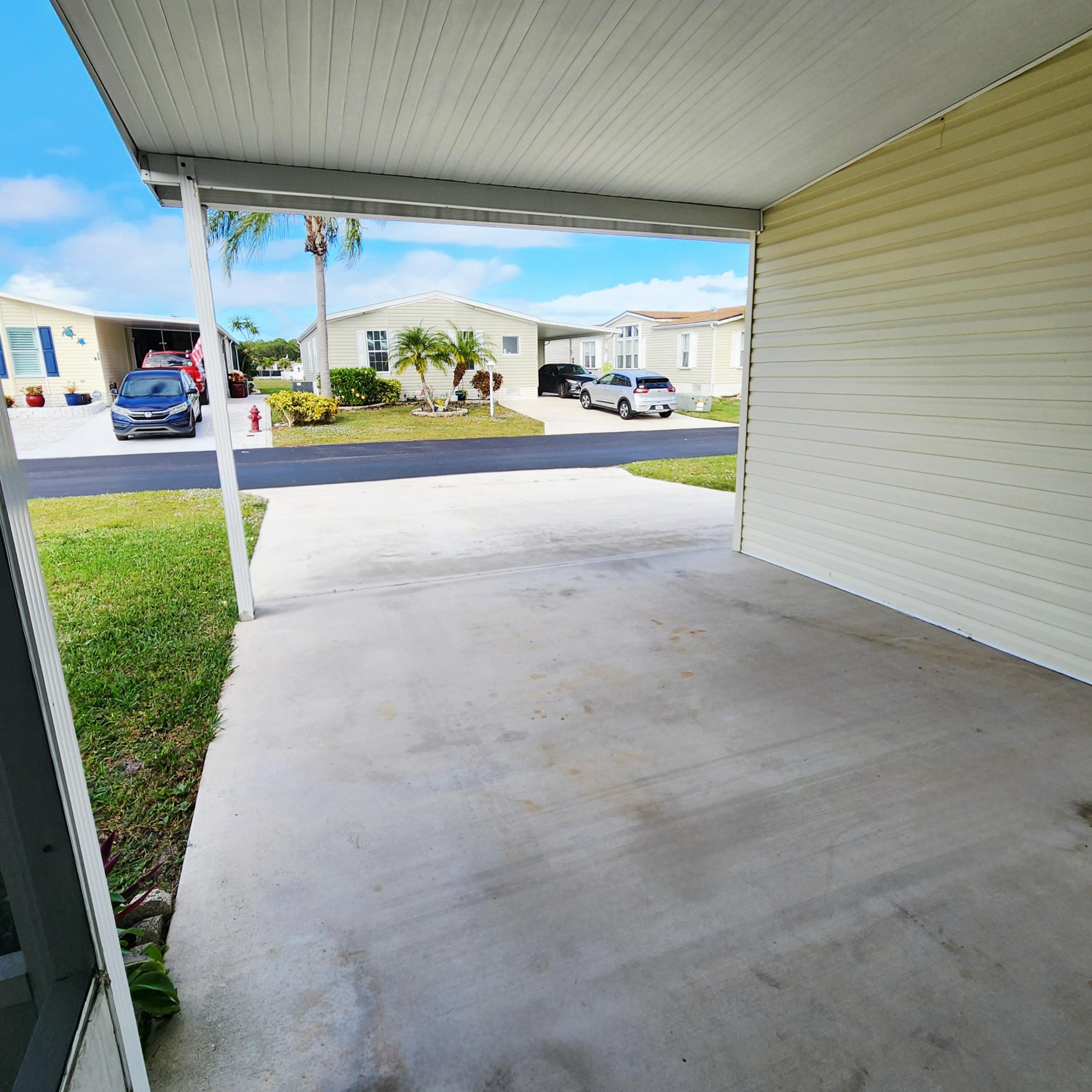 526 Hemingway Terrace, Unit F02 Fort Pierce, FL 34982 - Photo 4 of 55 20251130_141113