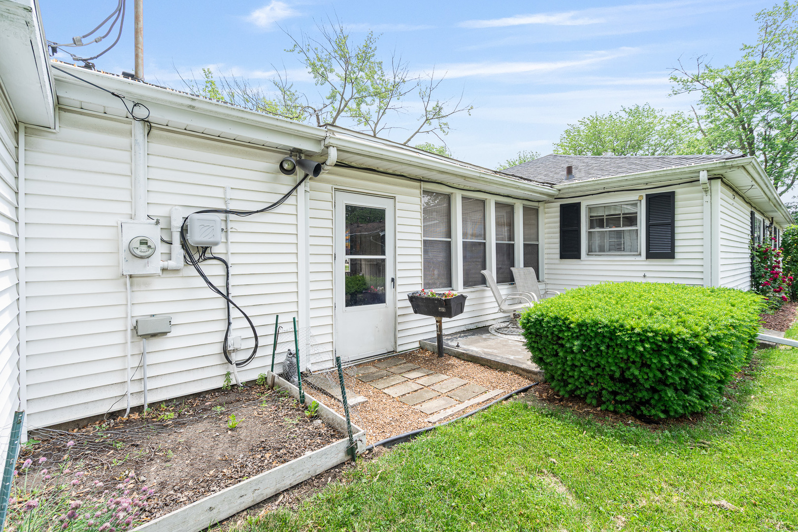 2201 West Acres Road Joliet, IL 60435 - Photo 33 of 45