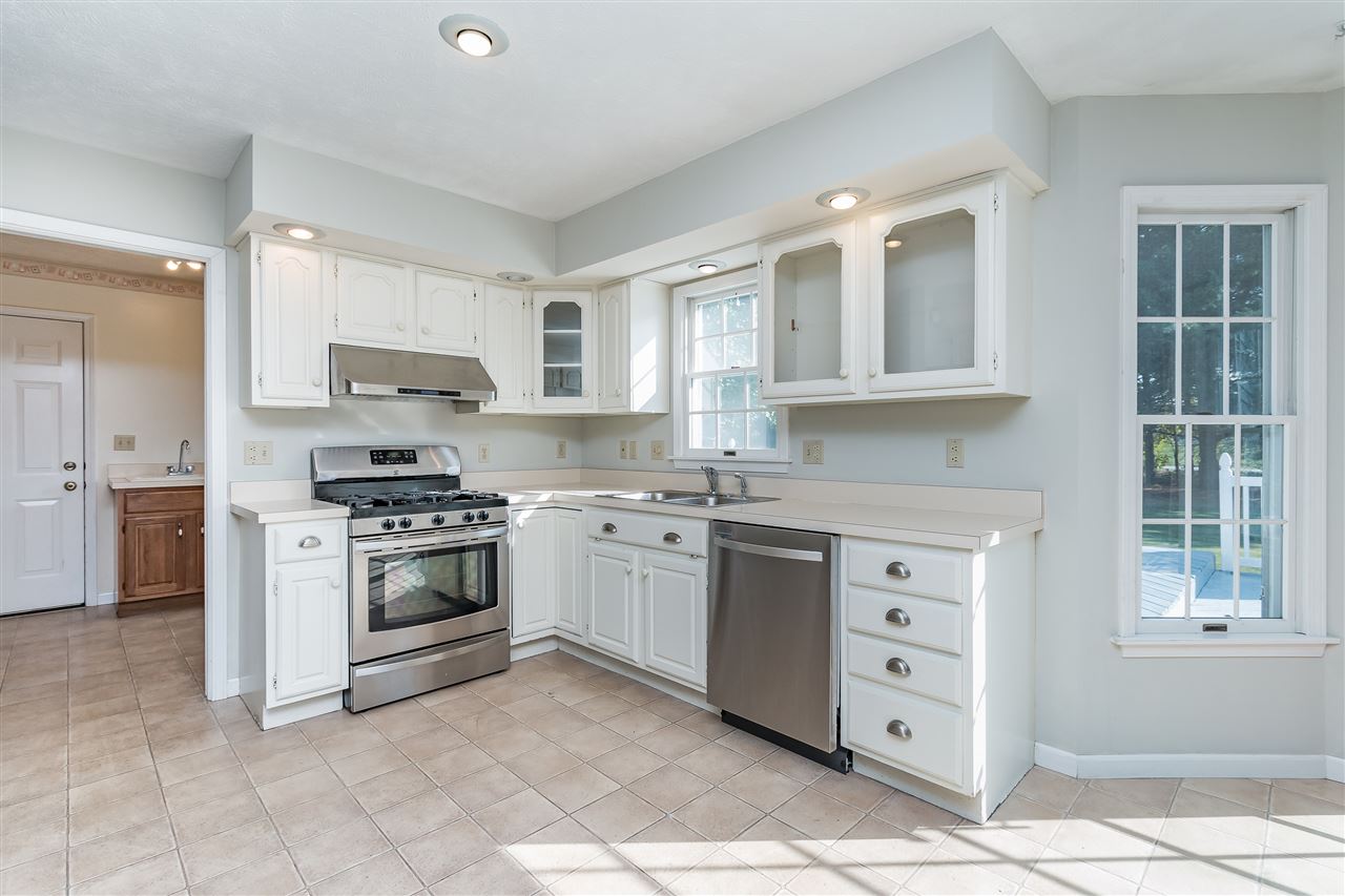 51382 Hunting Ridge Trail Granger, IN 46530 - Photo 15 of 36 Gallery Image 15