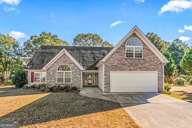 $309,900 | 137 Dodgen Pl Drive, Hampton, GA 30228
