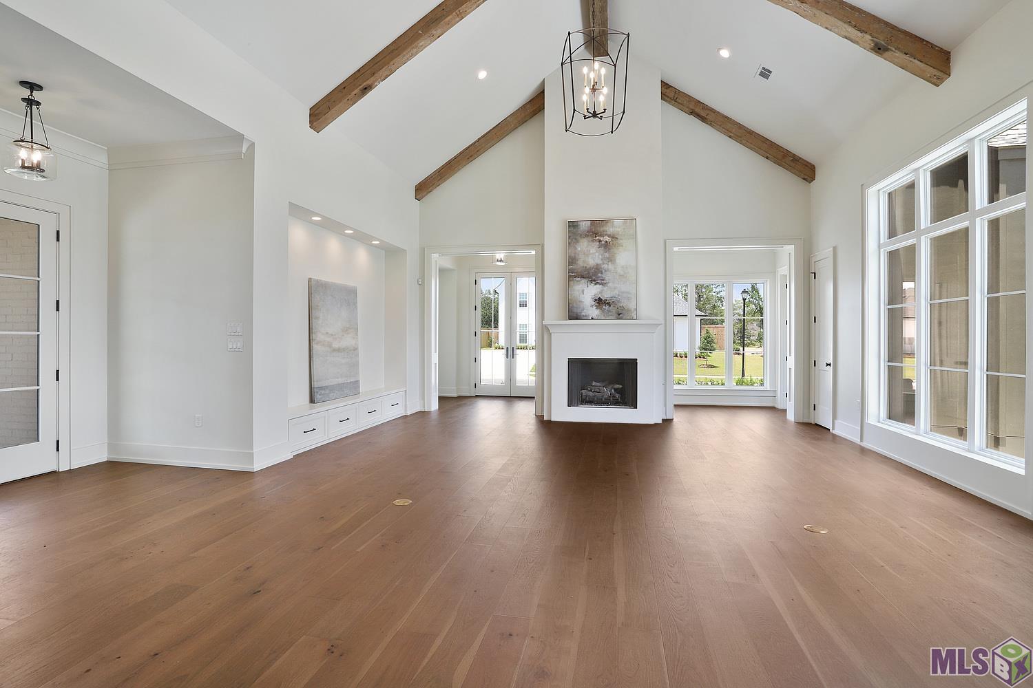 6529 Feather Rdg Drive Baton Rouge, LA 70817 - Photo 25 of 50 Fabulous fireplace in Family room