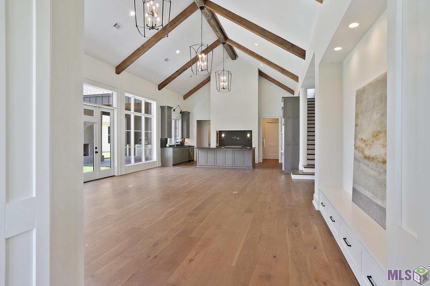 6529 Feather Rdg Drive Baton Rouge, LA 70817 - Photo 35 of 50 View from foyer entry