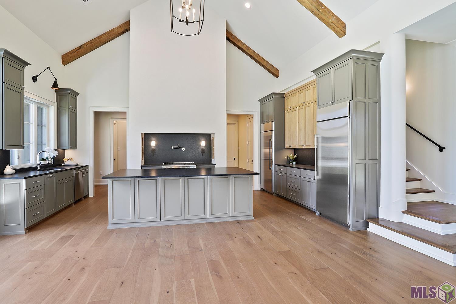 6529 Feather Rdg Drive Baton Rouge, LA 70817 - Photo 36 of 50 Huge island & Custom Cabinetry