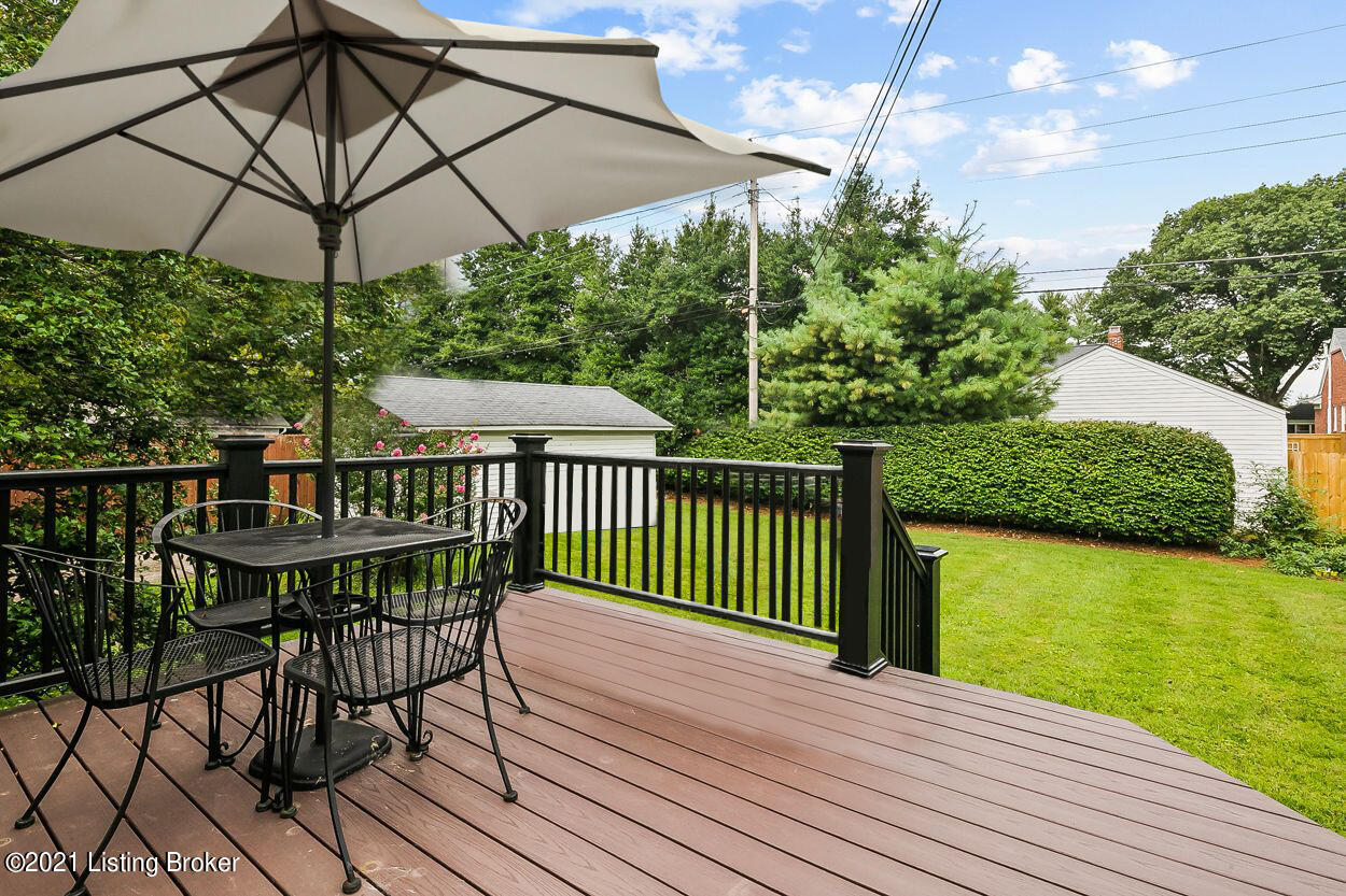 207 Hemingway Road Louisville, KY 40207 - Photo 34 of 36 34