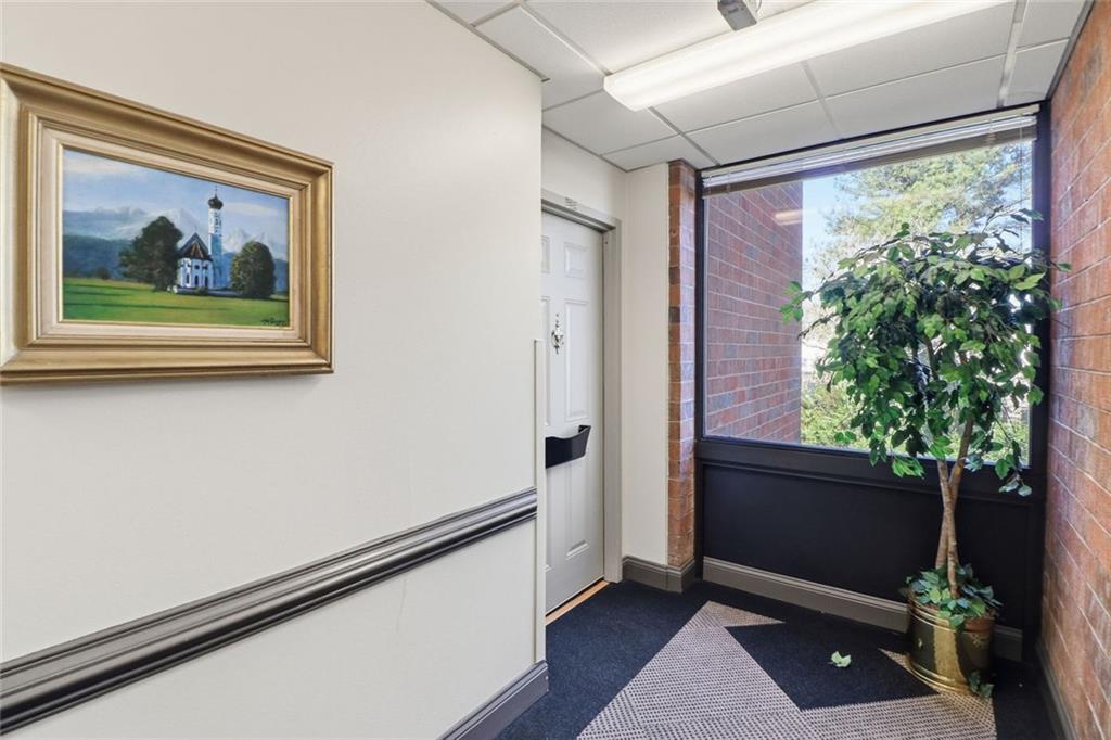 300 Johnson Ferry Road, Unit B202 Atlanta, GA 30328 - Photo 14 of 14
