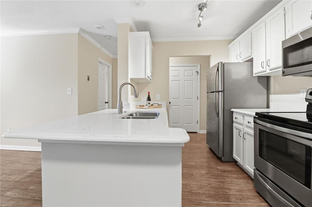 300 Johnson Ferry Road, Unit B202 Atlanta, GA 30328 - Photo 7 of 14