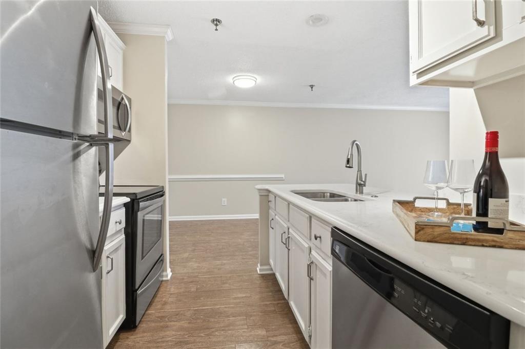 300 Johnson Ferry Road, Unit B202 Atlanta, GA 30328 - Photo 8 of 14