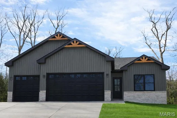 $450,000 | 31649 Dogwood Lane, Foristell, MO 63348